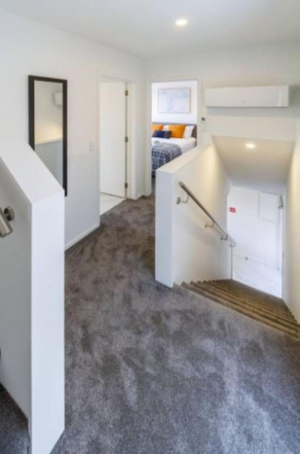 Serenity In The Centre: 2 Bed 2 Bath Christchurch Kültér fotó